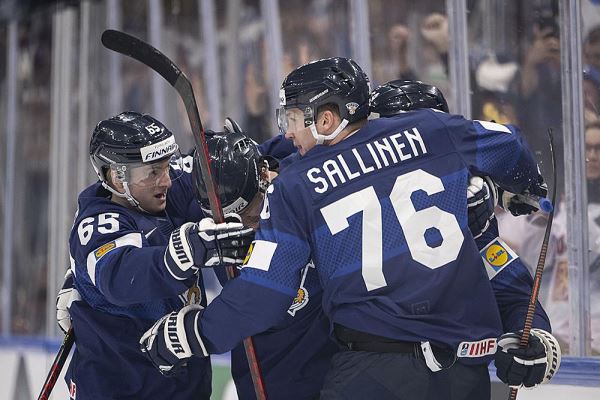 Финляндия выиграла чемпионат мира по хоккею — 2022, в овертайме одержав победу над Канадой