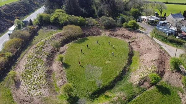 Археологи в английском Корнуолле нашли таинственный неолитический каменный круг
